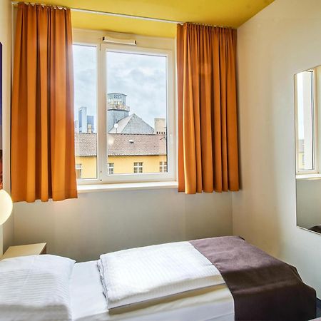 B&B Hotel Frankfurt-Hbf Франкфурт-на-Майне Экстерьер фото