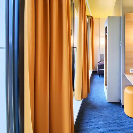 B&B Hotel Frankfurt-Hbf Франкфурт-на-Майне Экстерьер фото