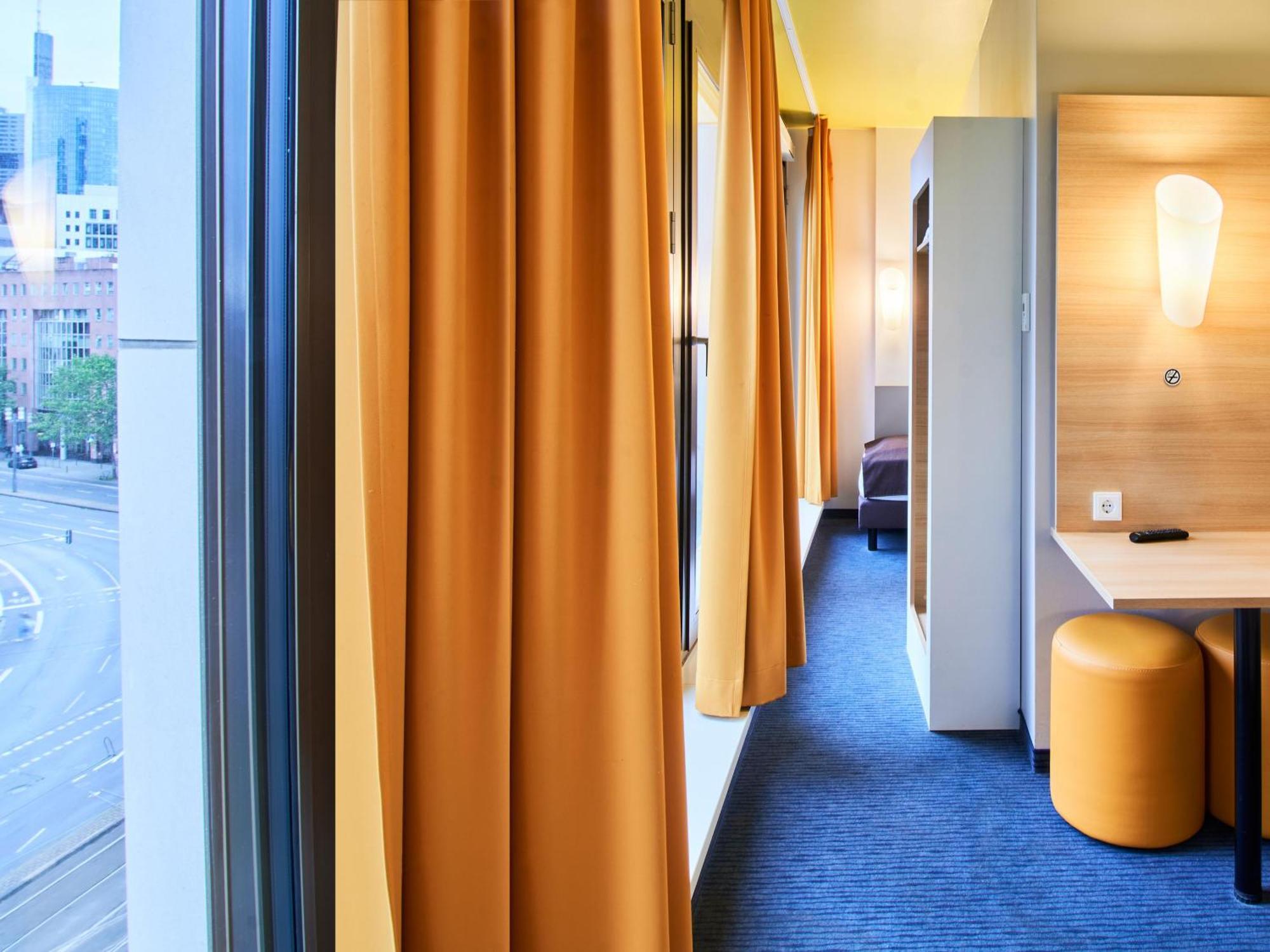 B&B Hotel Frankfurt-Hbf Франкфурт-на-Майне Экстерьер фото
