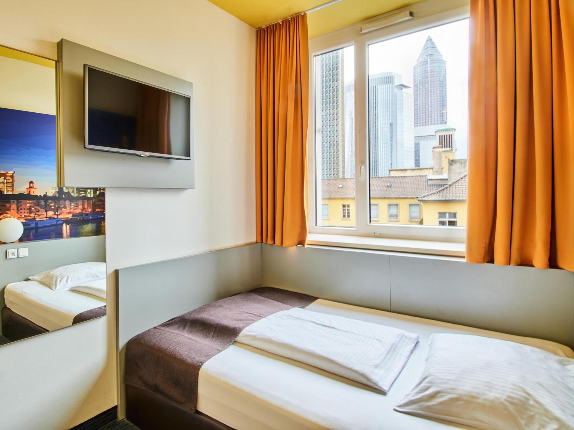 B&B Hotel Frankfurt-Hbf Франкфурт-на-Майне Экстерьер фото