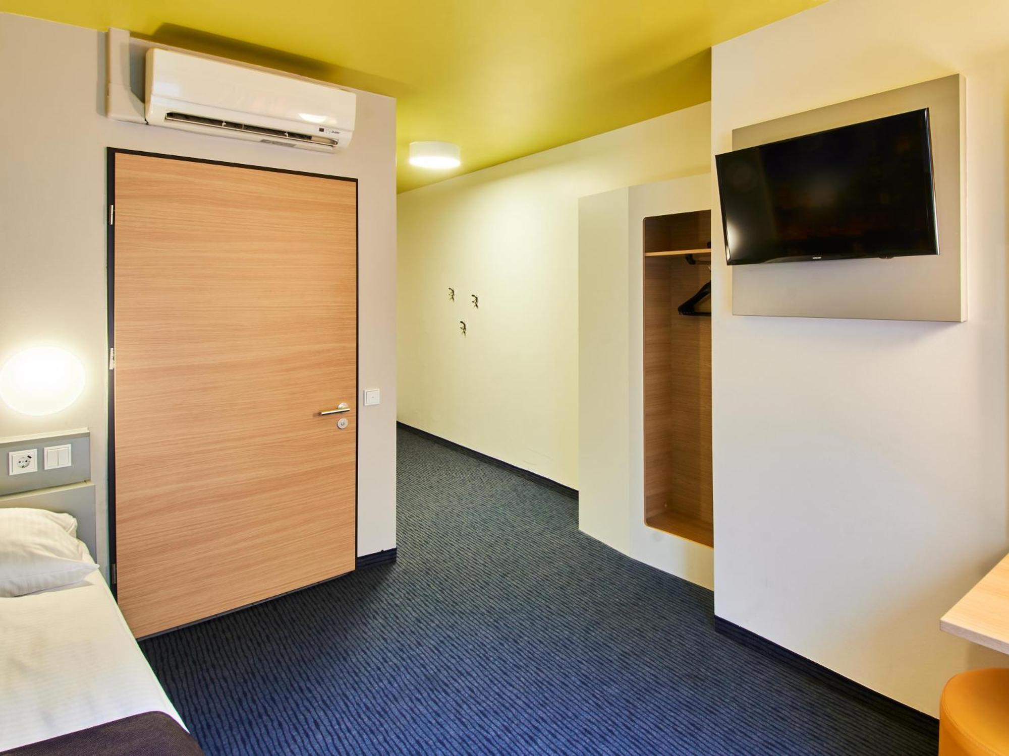 B&B Hotel Frankfurt-Hbf Франкфурт-на-Майне Экстерьер фото
